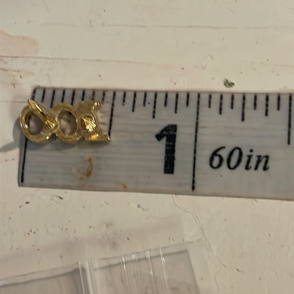 0.5” Pinmart’s gold tone number 100 hat lapel pin tie tack - Picture 8 of 10